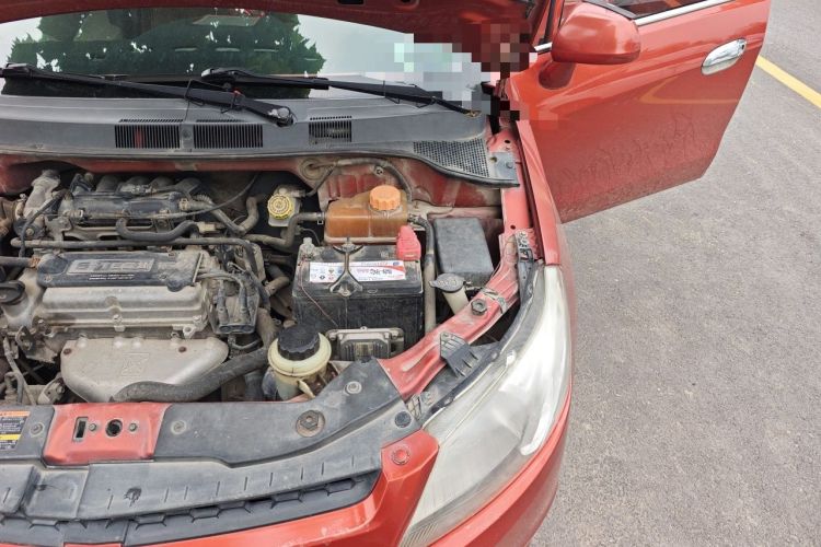 Used Chevrolet Sail 2010 Sedan 1.2L Manual Warm Edition Engine Bay Left