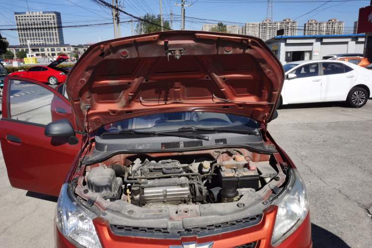 Used Chevrolet Sail 2010 Sedan 1.2L Manual Fashion Edition Engine Bay