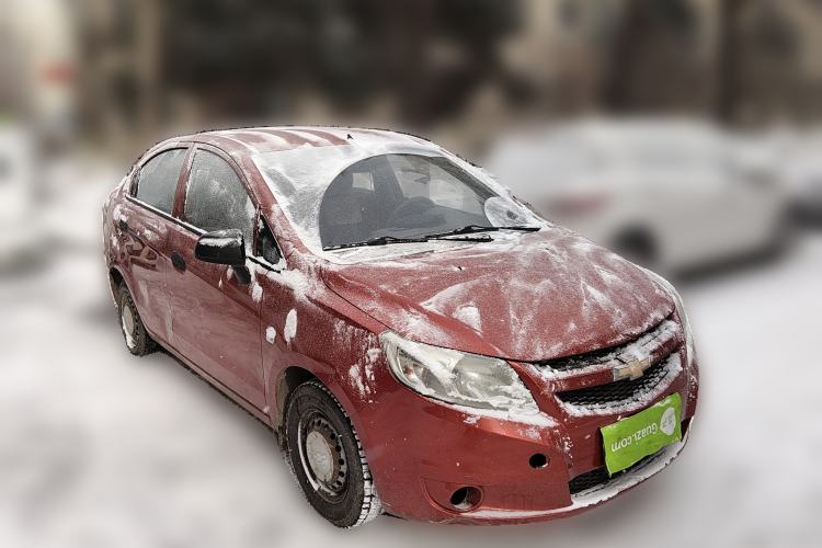 Used Chevrolet Sail 2010 Sedan 1.2L Manual Ideal Edition Front Right 45 Deg