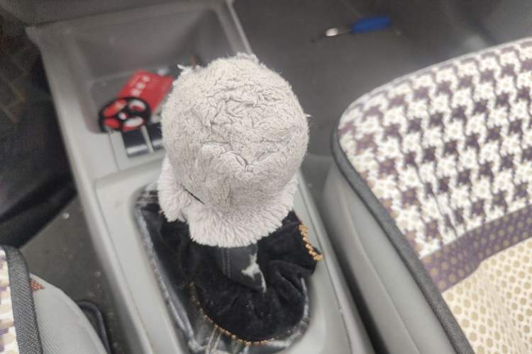 Used Chevrolet Sail 2010 Sedan 1.2L Manual Warm Edition Gear Lever