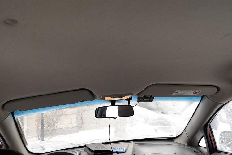 Used Chevrolet Sail 2010 Sedan 1.2L Manual Ideal Edition Headliner