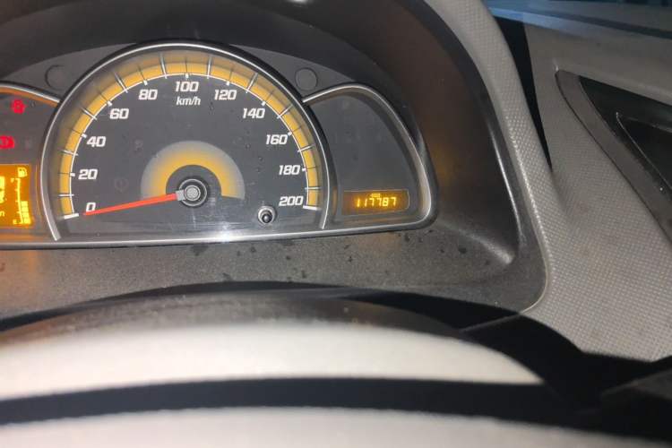Used Chevrolet Sail 2010 Sedan 1.2L Manual Warm Edition Odometer Close Up