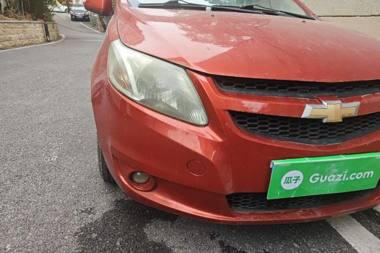 Used Chevrolet Sail 2010 Sedan 1.4L Manual Enjoyment Edition Right Front Headlight