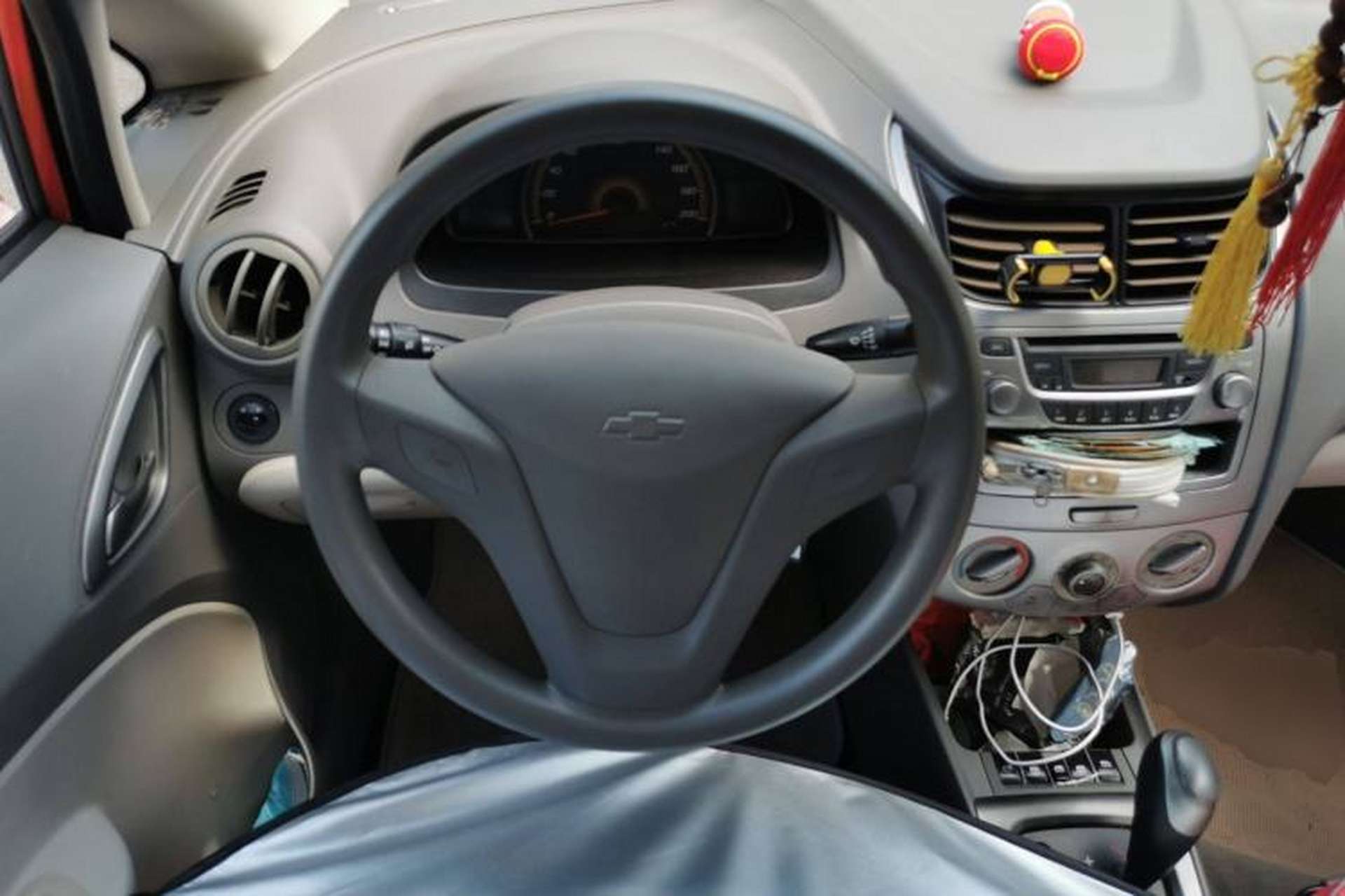 Used Chevrolet Sail 2010 Sedan 1.4L AMT Excellence Edition Steering Wheel