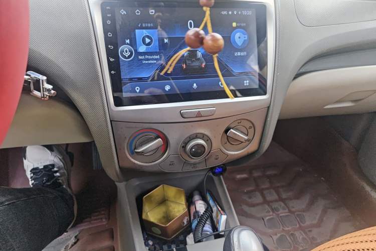 Used Chevrolet Sail 2010 Hatchback 1.2L AMT Ideal Edition Audio And AC Panel