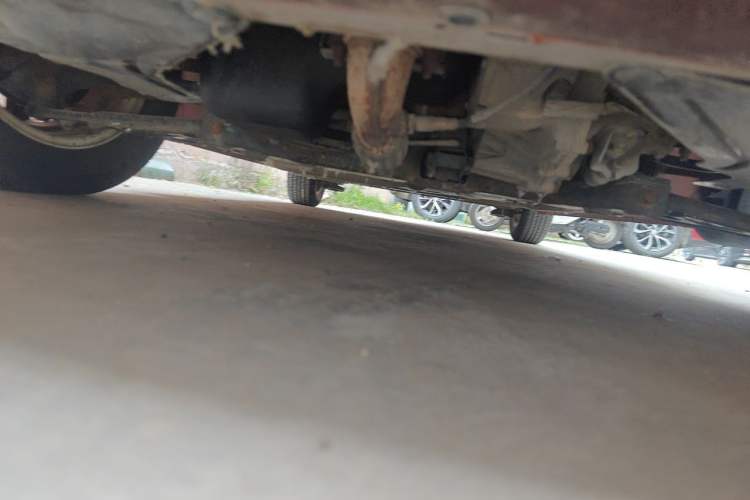 Used Chevrolet Sail 2010 Sedan 1.2L Manual Warm Edition Chassis Front