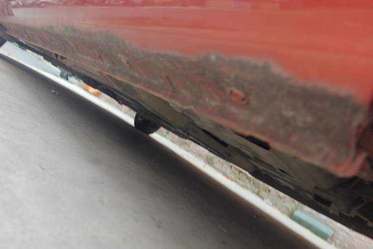 Used Chevrolet Sail 2010 Sedan 1.2L Manual Warm Edition Chassis Rear Left