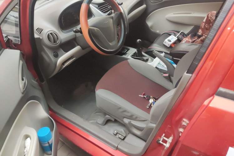 Used Chevrolet Sail 2010 Sedan 1.2L Manual Fashion Edition Driver Seat