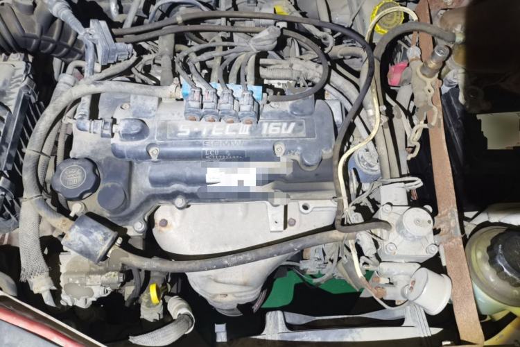 Used Chevrolet Sail 2010 Sedan 1.4L AMT Excellence Edition Engine Bay