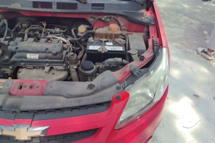 Used Chevrolet Sail 2010 Sedan 1.4L Manual Ideal Edition Engine Bay Left
