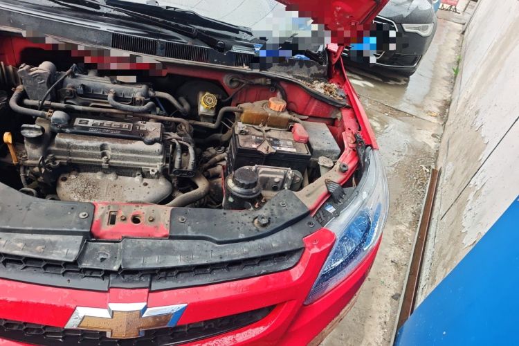 Used Chevrolet Sail 2010 Sedan 1.2L AMT Ideal Edition Engine Bay Left