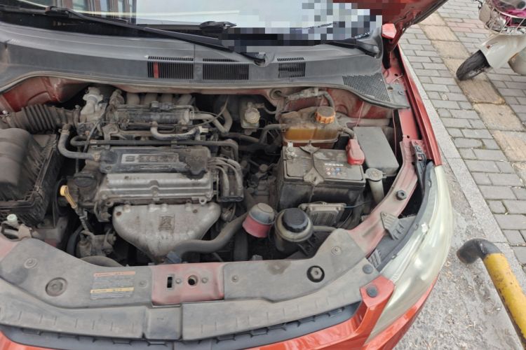 Used Chevrolet Sail 2010 Sedan 1.2L Manual Warm Edition Engine Bay Left