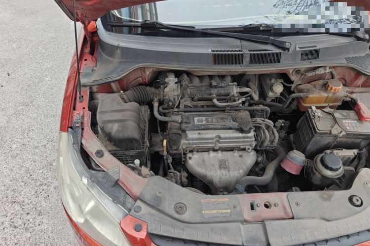 Used Chevrolet Sail 2010 Sedan 1.2L Manual Warm Edition Engine Bay Right