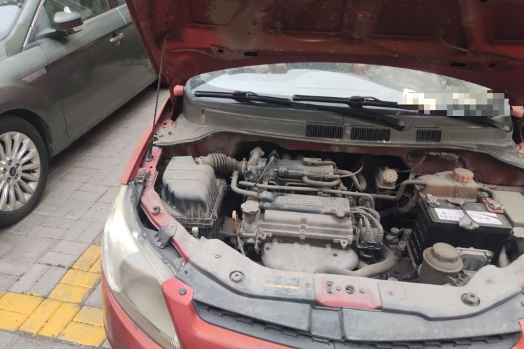 Used Chevrolet Sail 2010 Sedan 1.2L Manual Fashion Edition Engine Bay Right