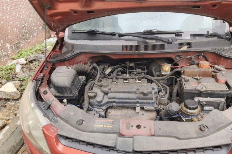 Used Chevrolet Sail 2010 Sedan 1.4L Manual Ideal Edition Engine Bay Right
