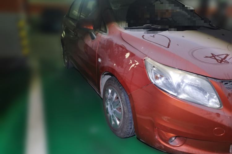 Used Chevrolet Sail 2010 Sedan 1.4L AMT Excellence Edition Front Right 45 Deg