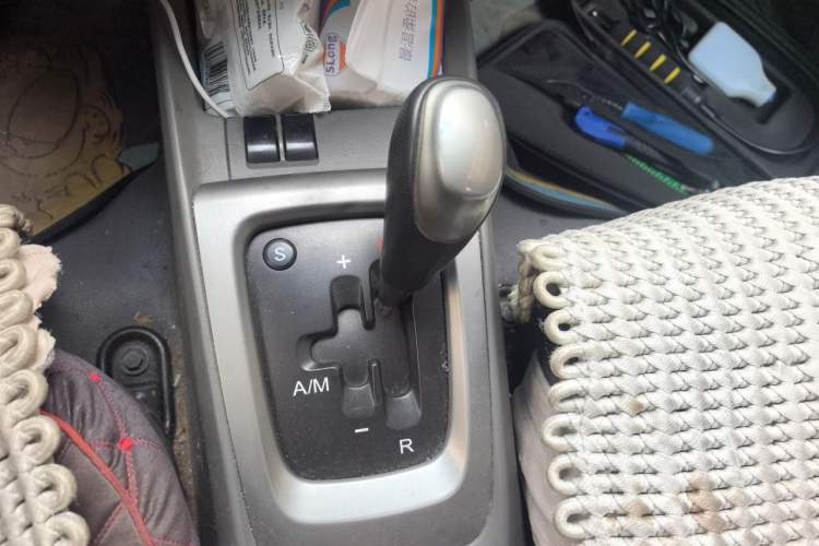 Used Chevrolet Sail 2010 Sedan 1.2L AMT Ideal Edition Gear Lever