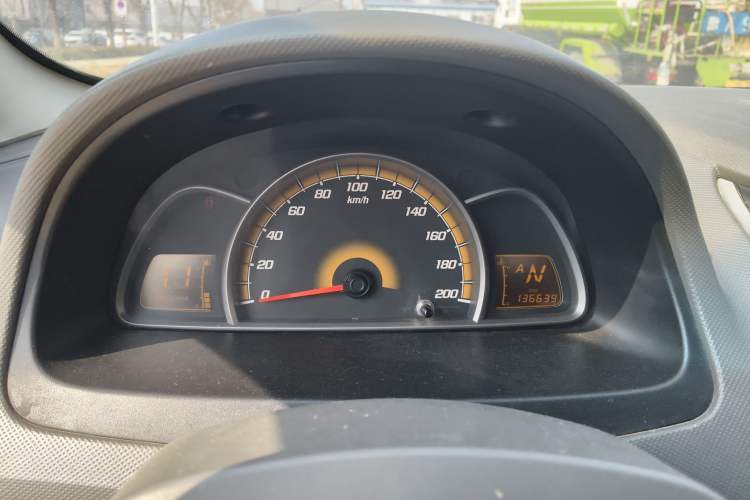 Used Chevrolet Sail 2010 Sedan 1.2L AMT Ideal Edition Instrument Cluster