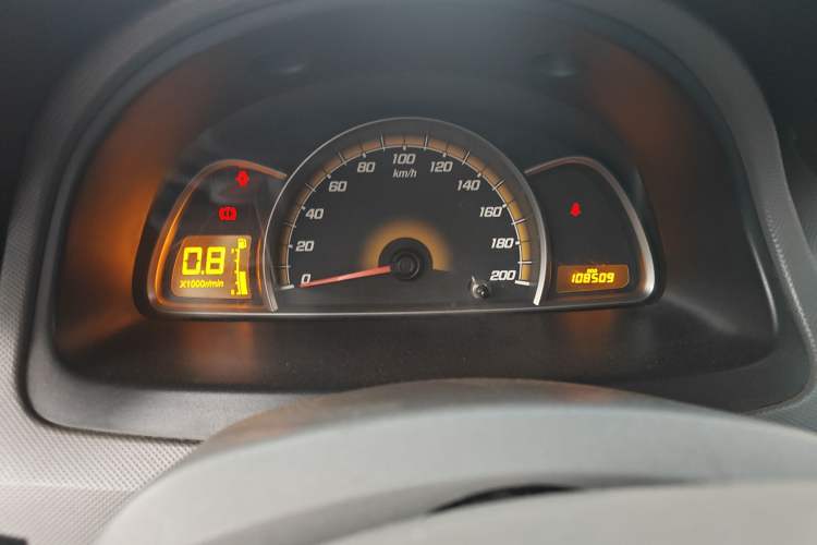 Used Chevrolet Sail 2010 Sedan 1.2L Manual Warm Edition Instrument Cluster