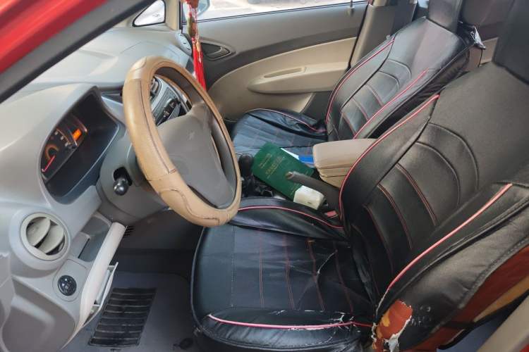 Used Chevrolet Sail 2010 Sedan 1.2L Manual Fashion Edition Left Front Seat