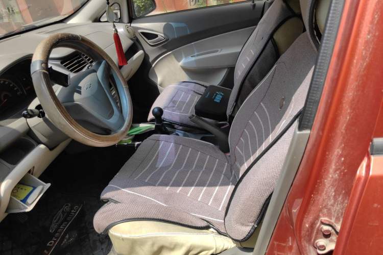 Used Chevrolet Sail 2010 Sedan 1.2L Manual Fashion Edition Left Front Seat