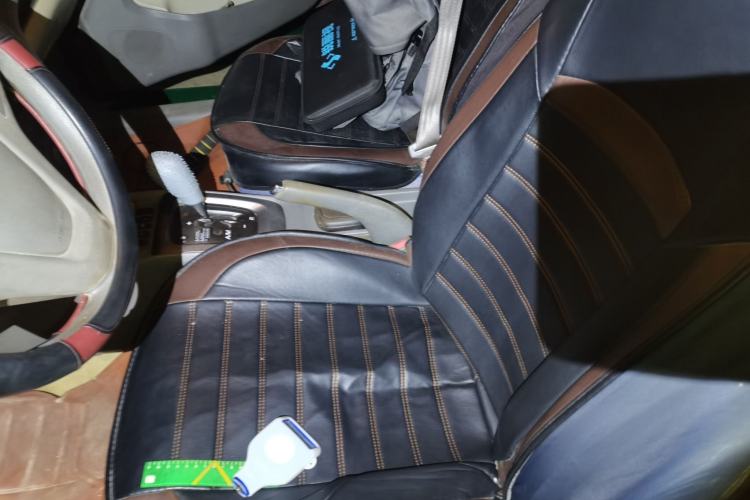 Used Chevrolet Sail 2010 Sedan 1.4L AMT Excellence Edition Left Front Seat