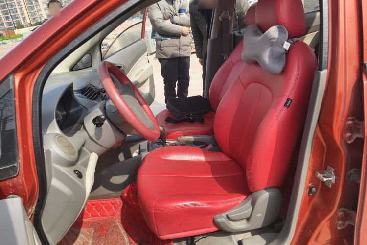 Used Chevrolet Sail 2010 Sedan 1.2L AMT Ideal Edition Left Front Seat