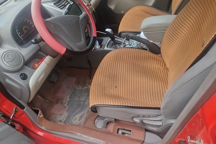 Used Chevrolet Sail 2010 Hatchback 1.2L AMT Ideal Edition Left Front Seat