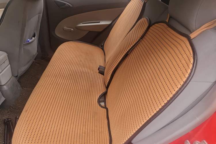 Used Chevrolet Sail 2010 Hatchback 1.2L AMT Ideal Edition Left Rear Seat