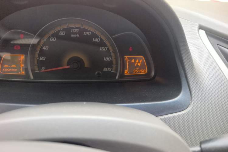 Used Chevrolet Sail 2010 Sedan 1.2L AMT Ideal Edition Odometer Close Up