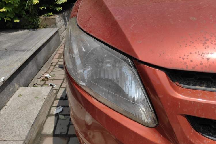 Used Chevrolet Sail 2010 Sedan 1.2L Manual Fashion Edition Right Front Headlight