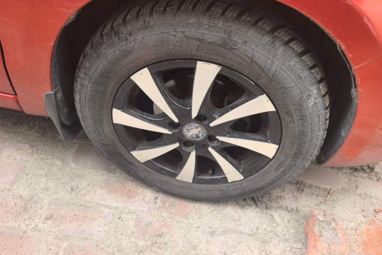Used Chevrolet Sail 2010 Sedan 1.2L AMT Ideal Edition Right Front Wheel Hub