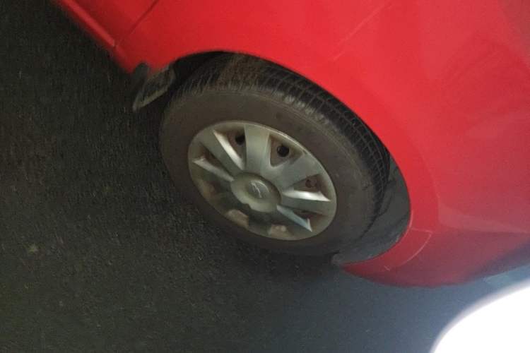 Used Chevrolet Sail 2010 Hatchback 1.2L AMT Ideal Edition Right Front Wheel Hub