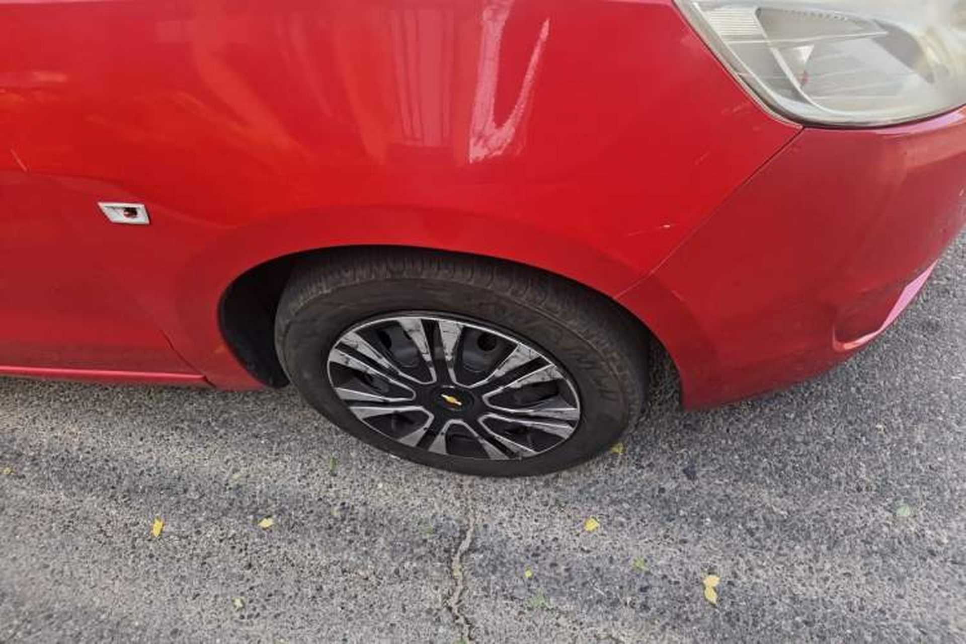Used Chevrolet Sail 2010 Hatchback 1.2L AMT Ideal Edition Right Front Wheel Hub