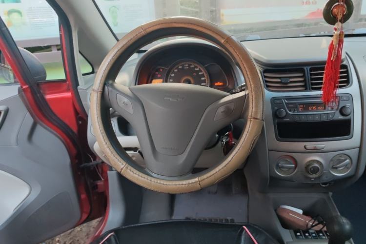 Used Chevrolet Sail 2010 Sedan 1.2L Manual Fashion Edition Steering Wheel