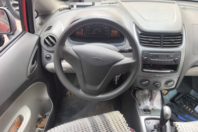 Used Chevrolet Sail 2010 Sedan 1.2L AMT Ideal Edition Steering Wheel