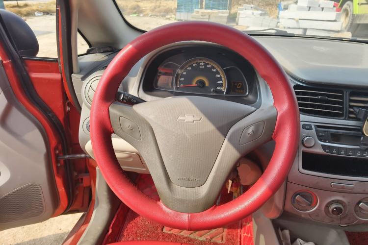 Used Chevrolet Sail 2010 Sedan 1.2L AMT Ideal Edition Steering Wheel