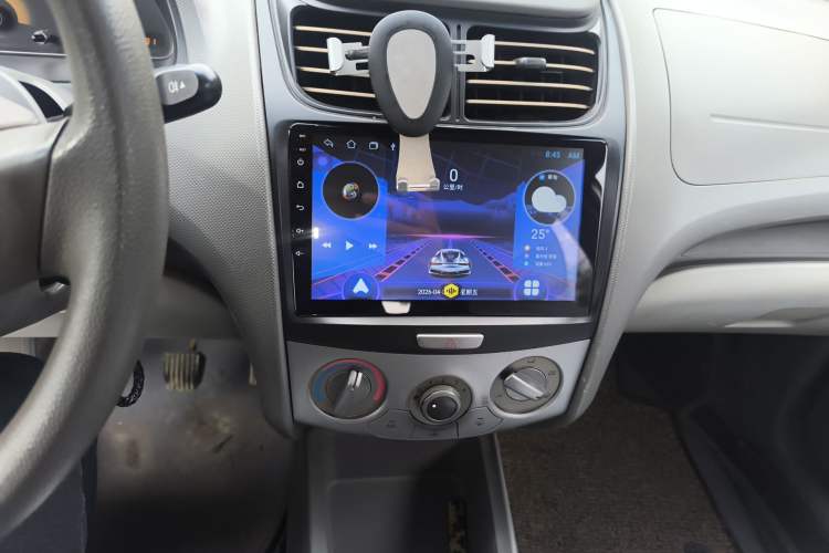 Used Chevrolet Sail 2010 Sedan 1.4L Manual Ideal Edition Audio And AC Panel