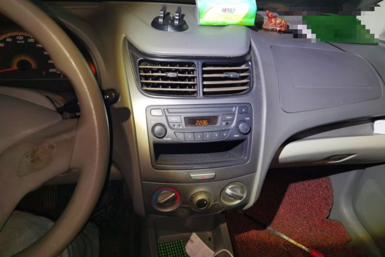 Used Chevrolet Sail 2010 Sedan 1.2L Manual Warm Edition Audio And AC Panel