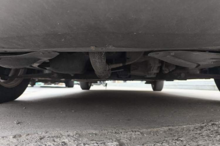 Used Chevrolet Sail 2010 Sedan 1.2L Manual Warm Edition Chassis Front