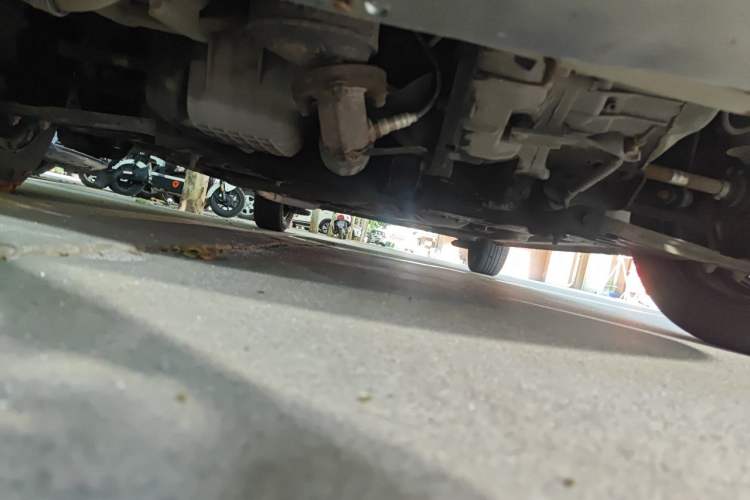 Used Chevrolet Sail 2010 Sedan 1.4L Manual Ideal Edition Chassis Front