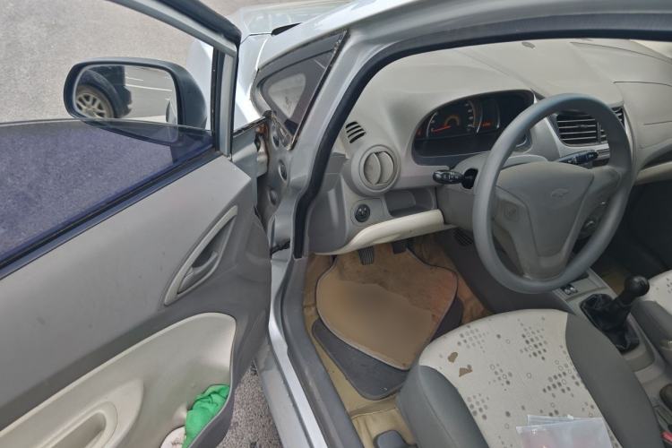 Used Chevrolet Sail 2010 Sedan 1.4L Manual Ideal Edition Driver Seat