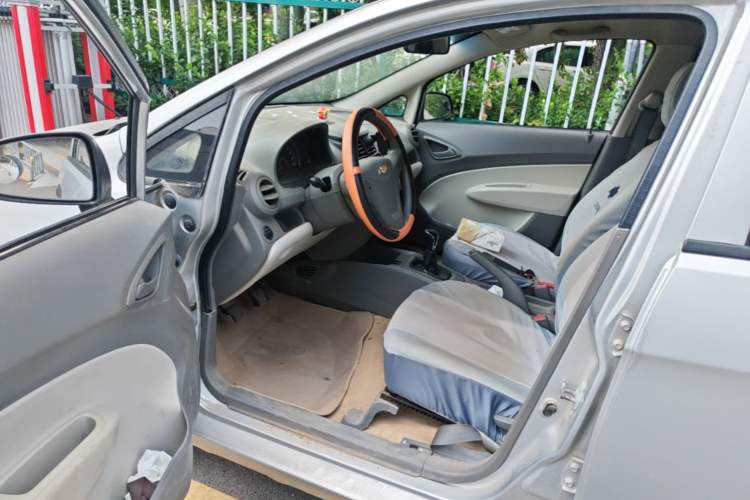 Used Chevrolet Sail 2010 Sedan 1.2L Manual Warm Edition Driver Seat