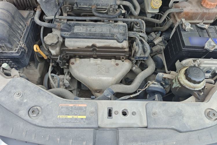 Used Chevrolet Sail 2010 Sedan 1.2L AMT Ideal Edition Engine Bay