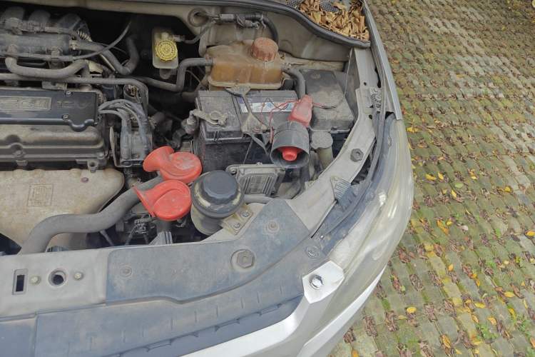 Used Chevrolet Sail 2010 Hatchback 1.2L Manual Warm Edition Engine Bay Left