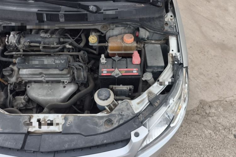 Used Chevrolet Sail 2010 Sedan 1.2L Manual Warm Edition Engine Bay Left