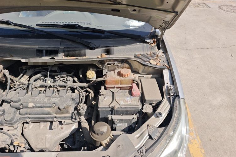 Used Chevrolet Sail 2010 Sedan 1.4L Manual Ideal Edition Engine Bay Left