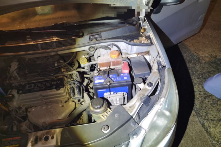 Used Chevrolet Sail 2010 Sedan 1.2L Manual Warm Edition Engine Bay Left