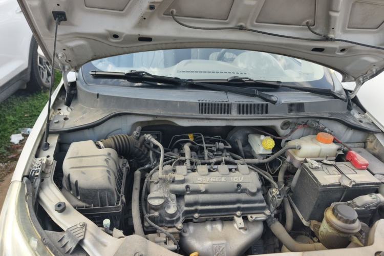 Used Chevrolet Sail 2010 Sedan 1.4L AMT Excellence Edition Engine Bay Right