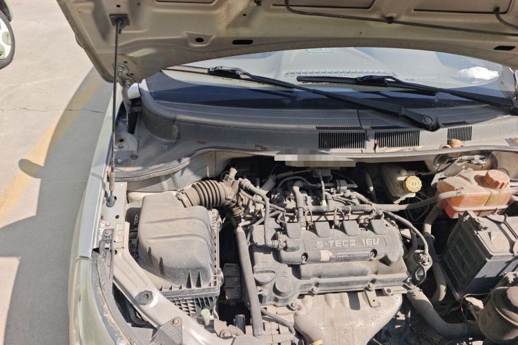 Used Chevrolet Sail 2010 Sedan 1.4L Manual Ideal Edition Engine Bay Right